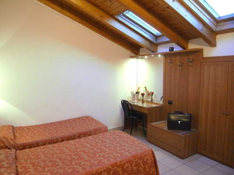 Hotel Mondial Milano